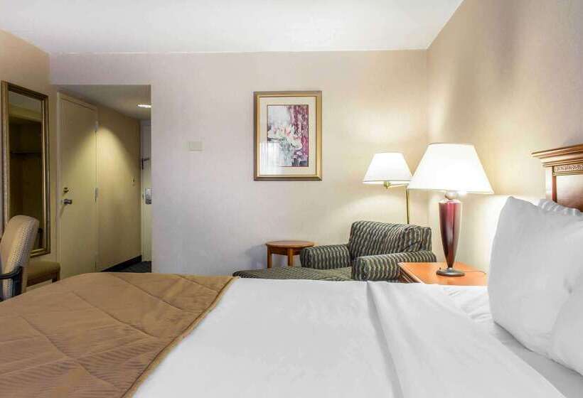 Clarion Hotel & Conference Center