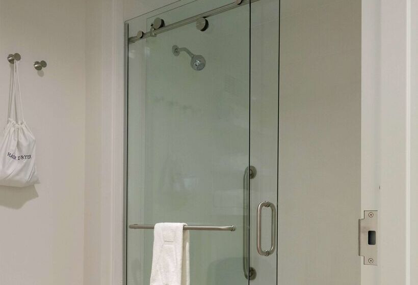 ホテル Hampton Inn Green Bay Downtown