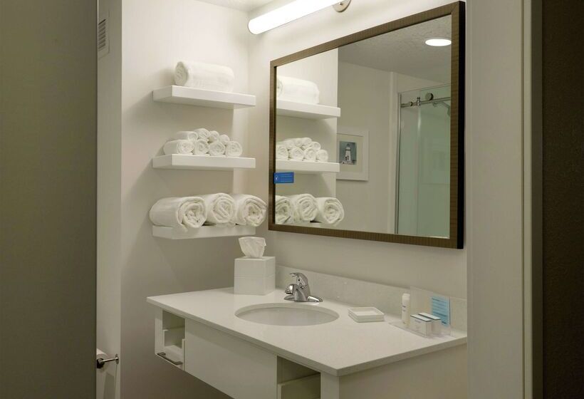 ホテル Hampton Inn Green Bay Downtown