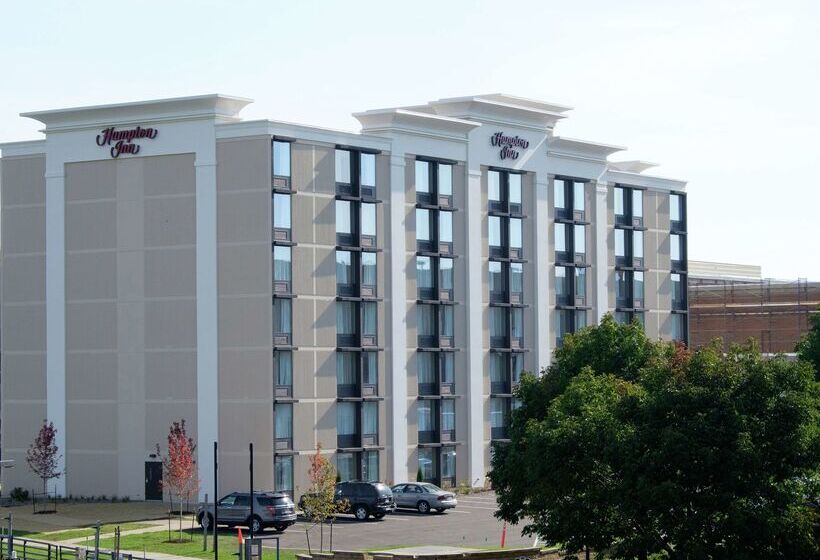 ホテル Hampton Inn Green Bay Downtown