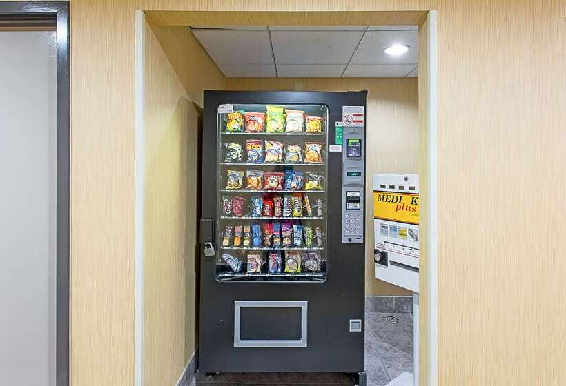 فندق Clarion Inn Columbia Airport