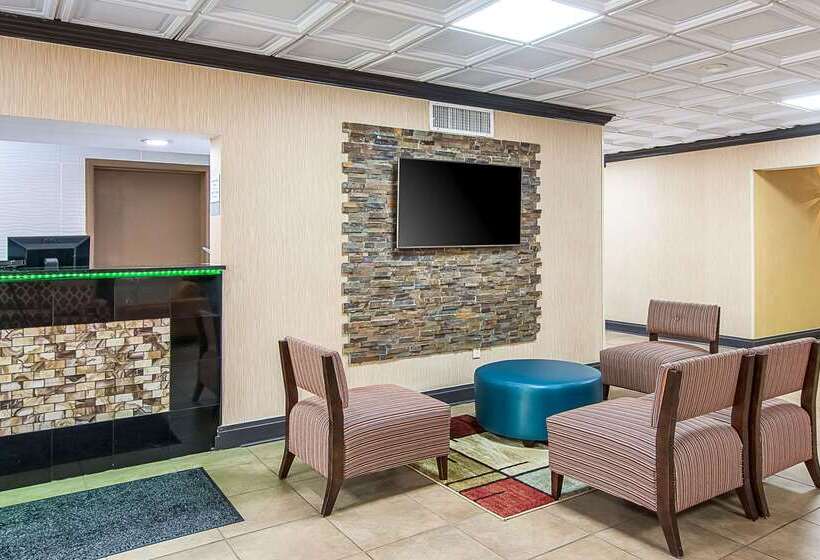 فندق Clarion Inn Columbia Airport