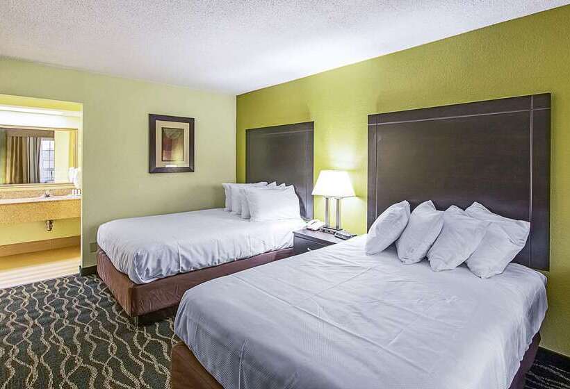 فندق Clarion Inn Columbia Airport
