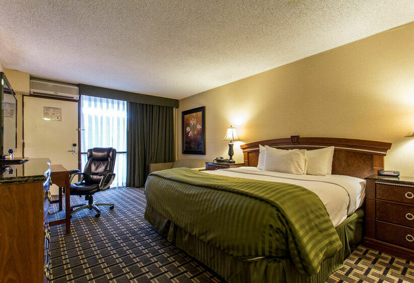 호텔 Clarion Modesto