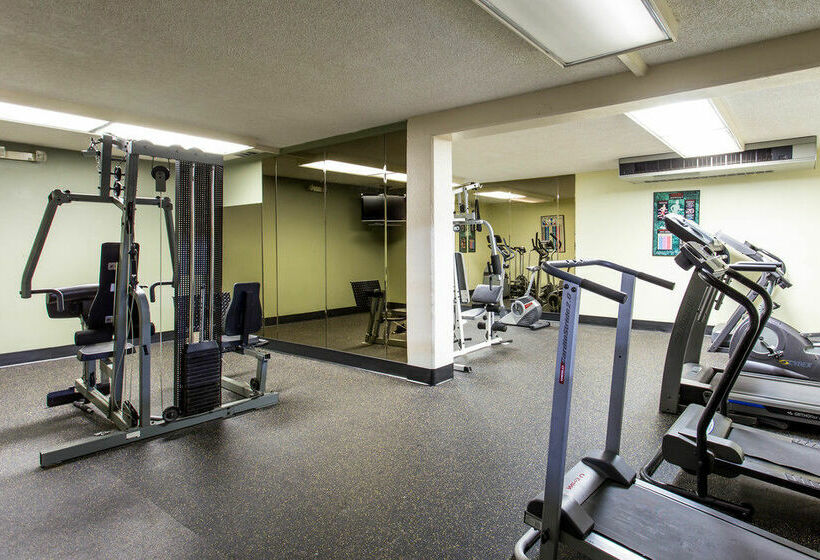 호텔 Clarion Modesto