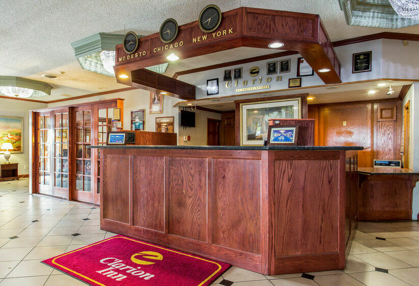 호텔 Clarion Modesto