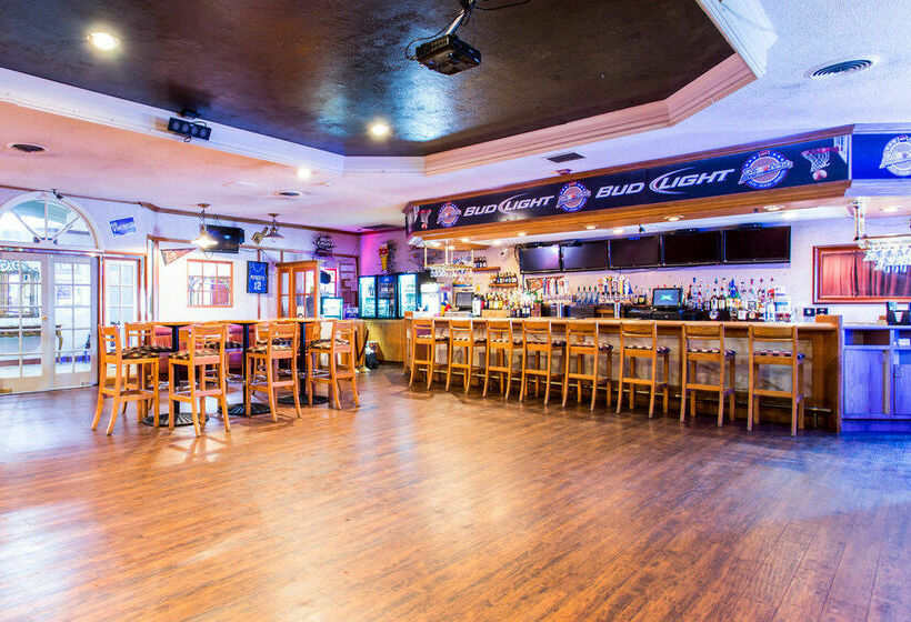 호텔 Clarion Modesto