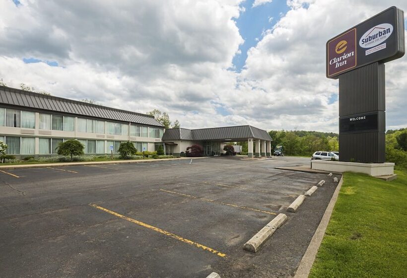 فندق Clarion Inn
