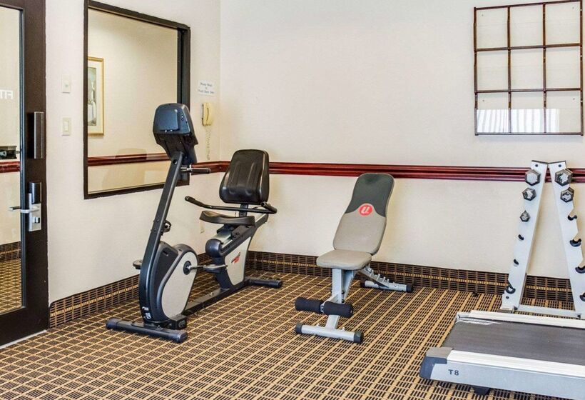 ホテル Clarion Inn