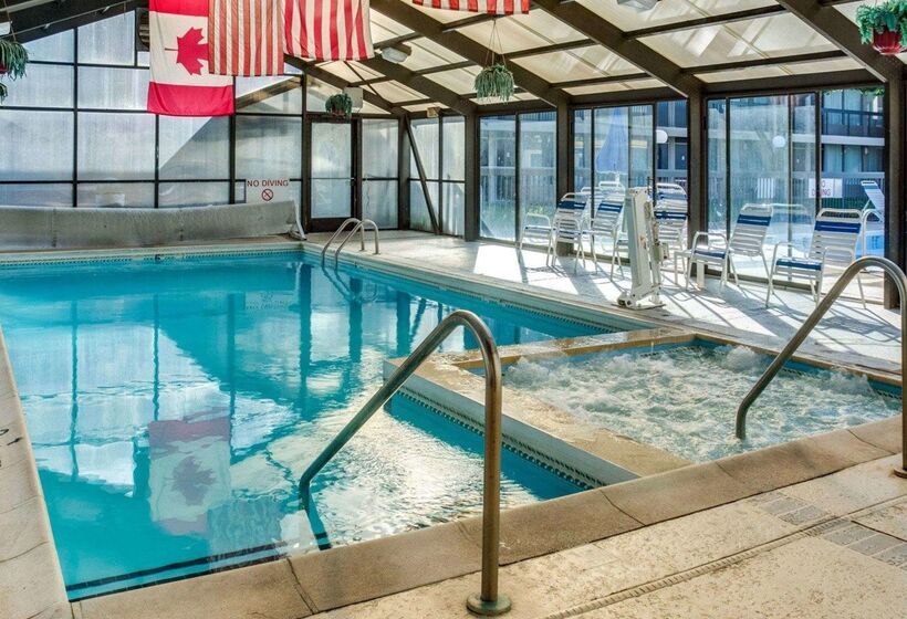 ホテル Clarion Inn