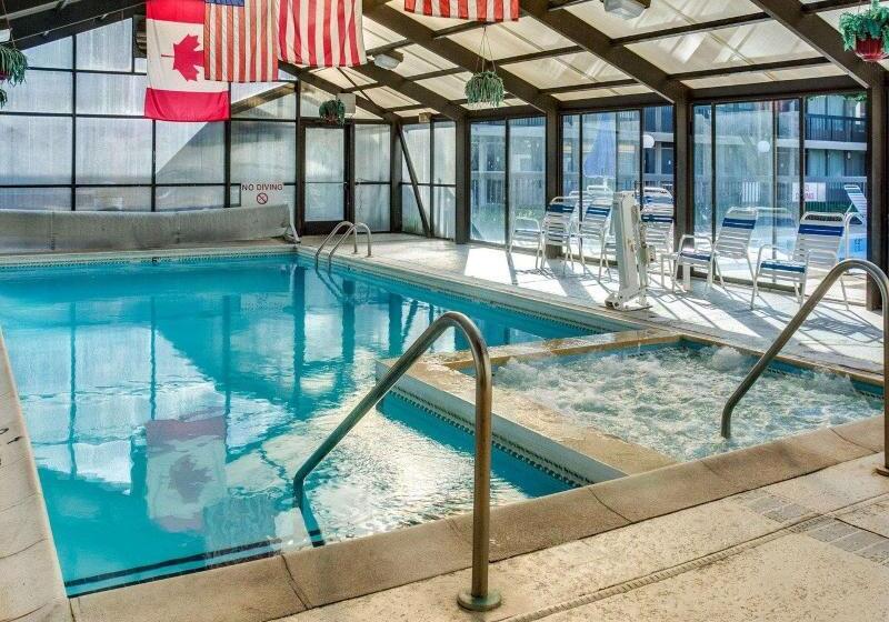 ホテル Clarion Inn