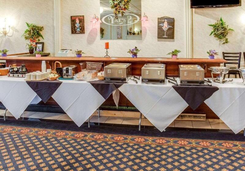 ホテル Clarion Inn