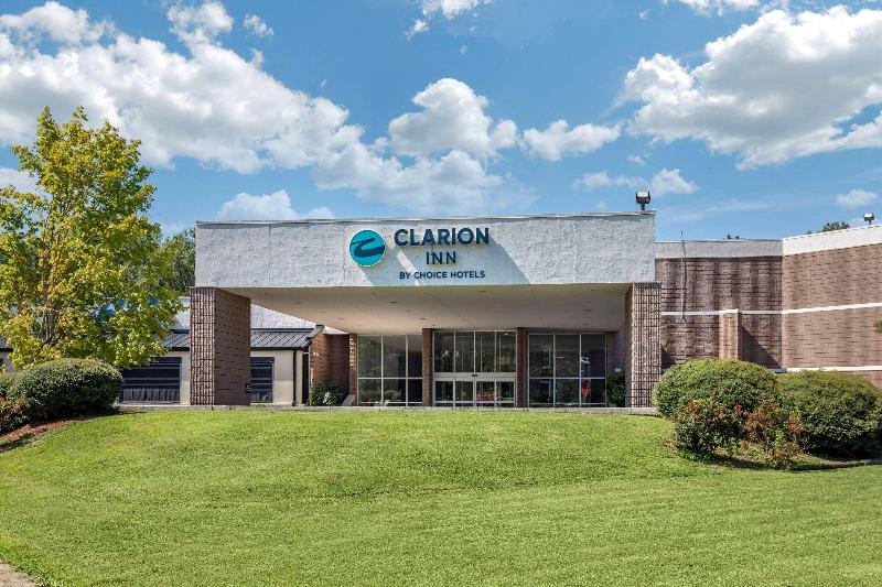 בית מלון כפרי Clarion Inn Sheffield Muscle Shoals