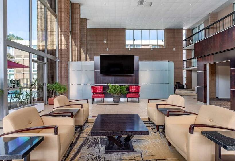 בית מלון כפרי Clarion Inn Sheffield Muscle Shoals