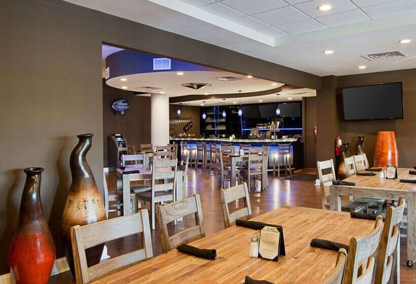 Clarion Hotel San Angelo Near Convention Center