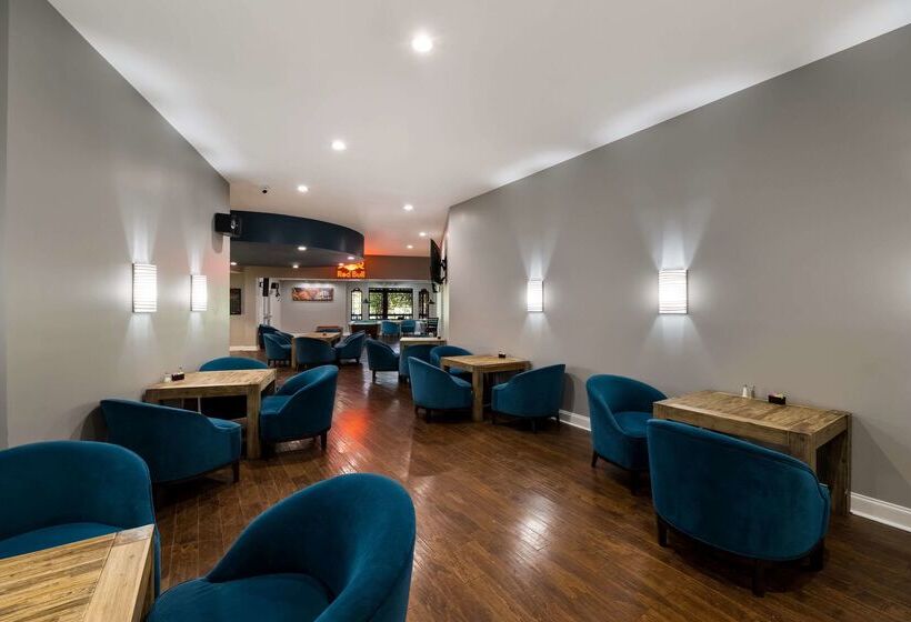 Clarion Hotel San Angelo Near Convention Center