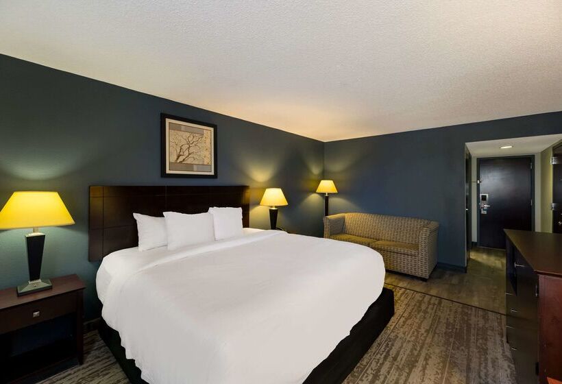 Clarion Hotel San Angelo Near Convention Center