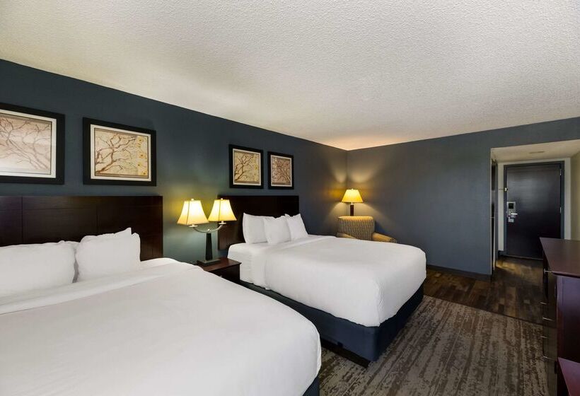 Clarion Hotel San Angelo Near Convention Center