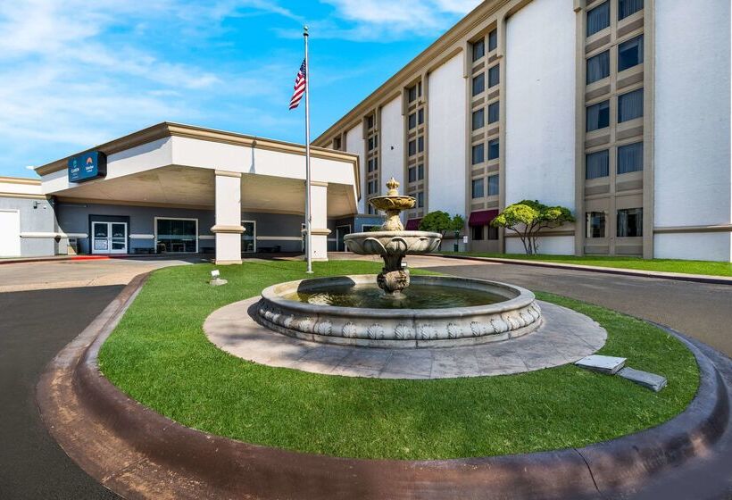 Clarion Hotel San Angelo Near Convention Center