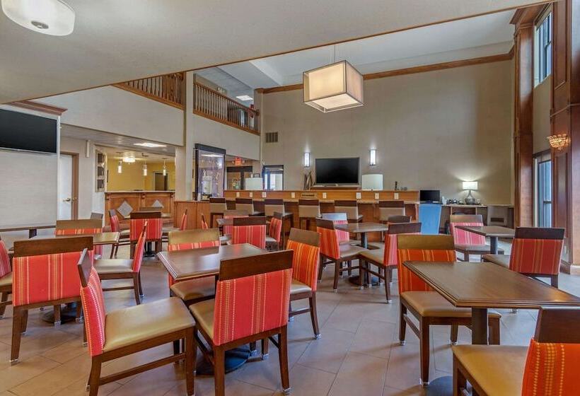فندق Comfort Inn & Suites Springfield I 44
