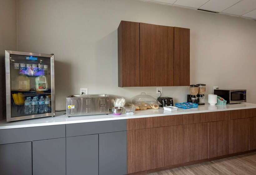 فندق Comfort Inn Philadelphia International Airport West