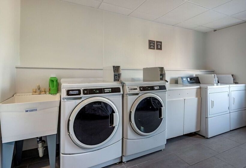 فندق Comfort Inn Philadelphia International Airport West