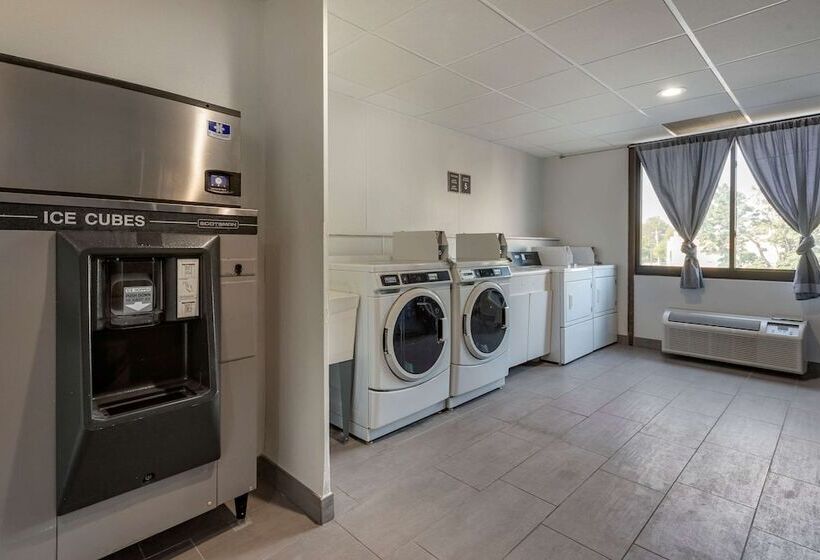 فندق Comfort Inn Philadelphia International Airport West