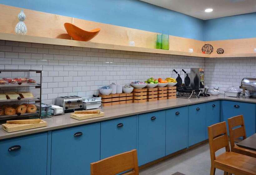 酒店 Country Inn & Suites By Radisson, Asheville West Near Biltmore