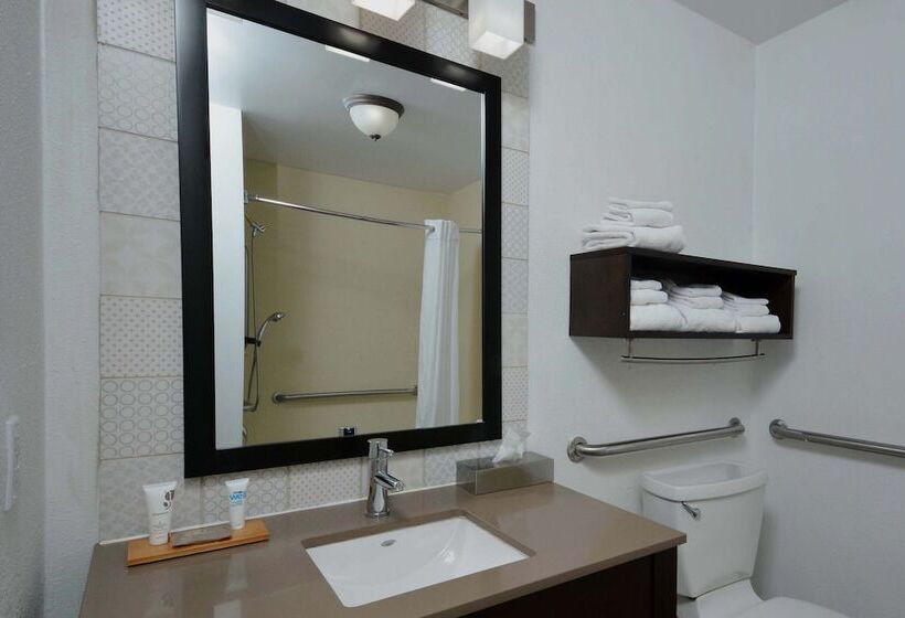 酒店 Country Inn & Suites By Radisson, Asheville West Near Biltmore