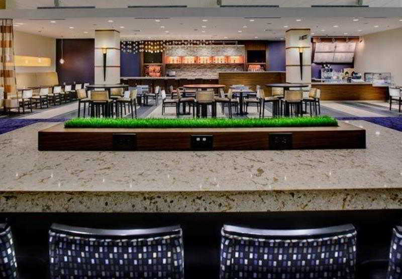 فندق Courtyard Atlanta Decatur Downtown/emory