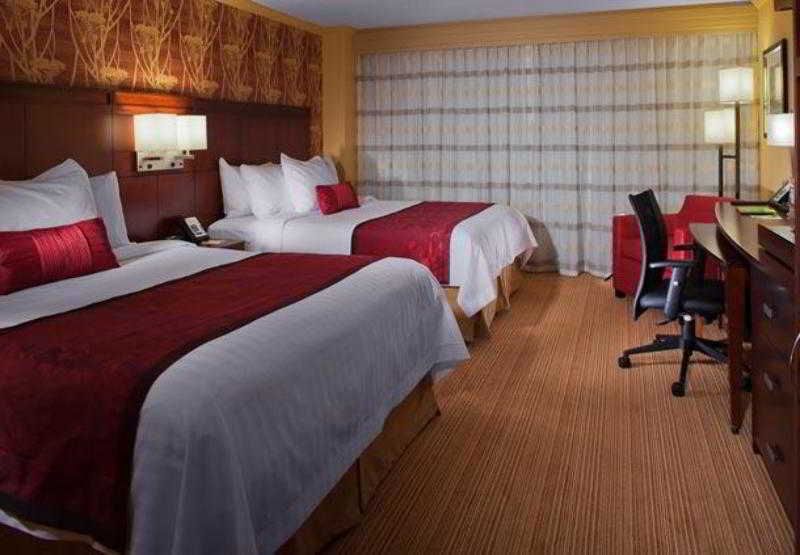 فندق Courtyard Atlanta Decatur Downtown/emory