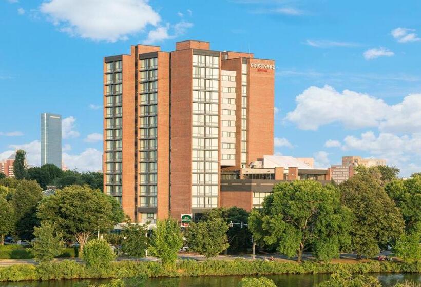 ホテル Courtyard By Marriott Boston Cambridge