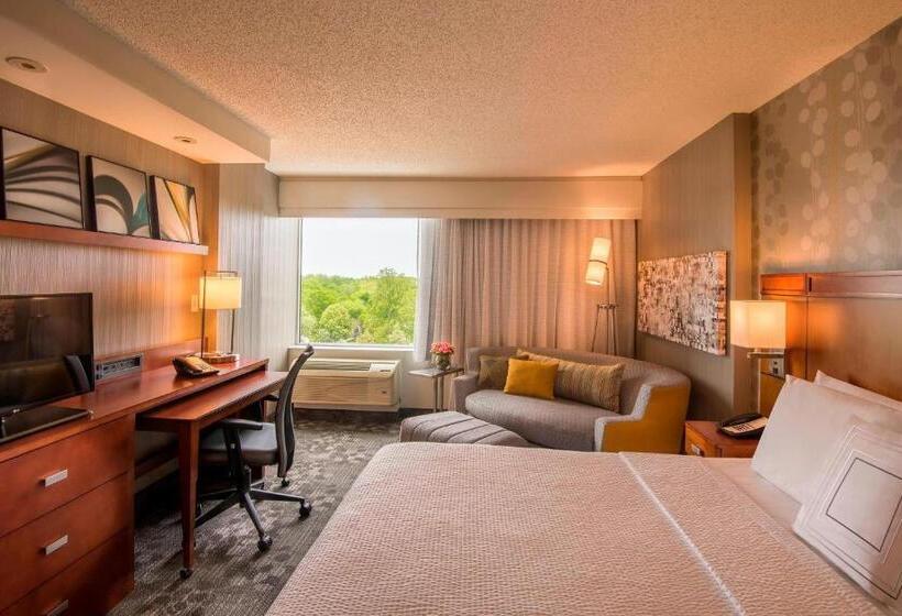 ホテル Courtyard By Marriott Bethesda Chevy Chase