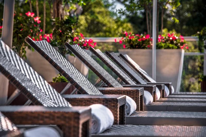 ホテル Courtyard By Marriott Bethesda Chevy Chase