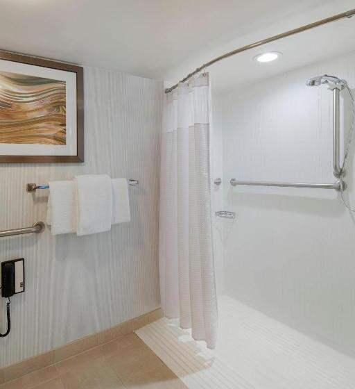 ホテル Courtyard By Marriott Columbus West/hilliard