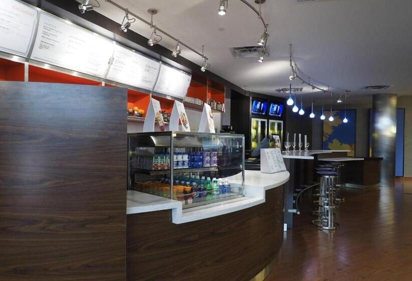 ホテル Courtyard By Marriott Columbus West/hilliard