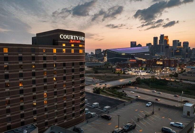 هتل Courtyard By Marriott Minneapolis Downtown
