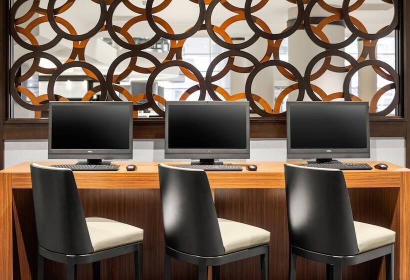 ホテル Courtyard By Marriott Minneapolis Downtown