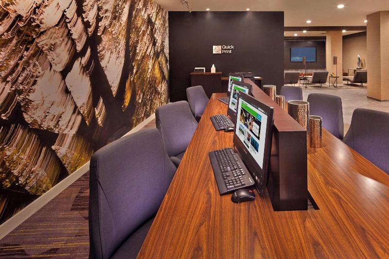 호텔 Courtyard By Marriott Philadelphia City Avenue