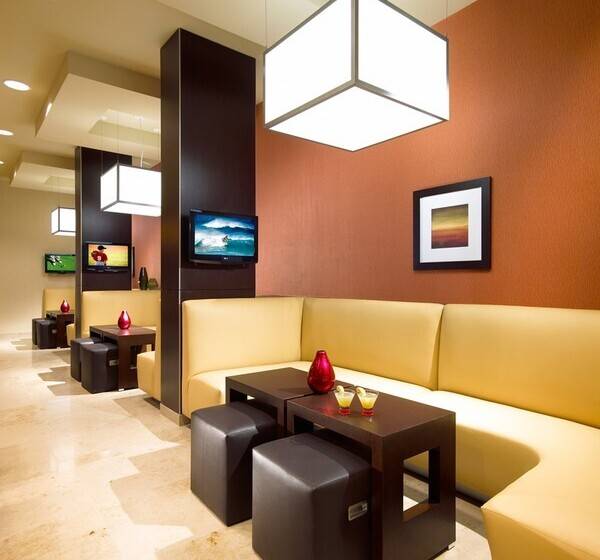 Courtyard By Marriott San Diego Mission Valley/hotel Circle
