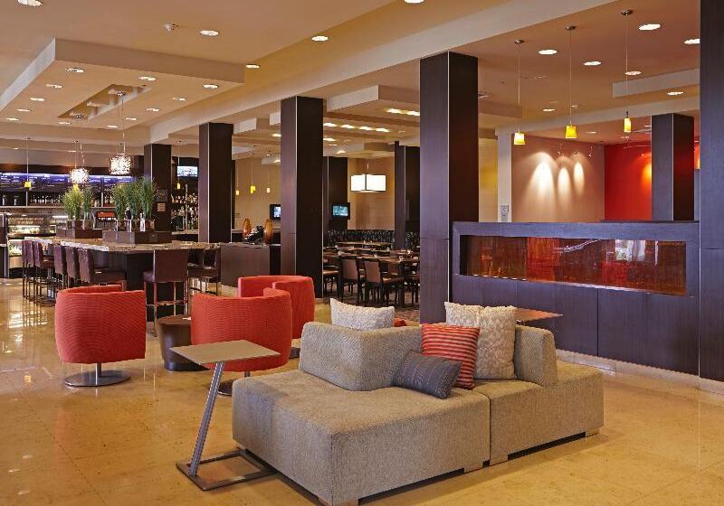 Courtyard By Marriott San Diego Mission Valley/hotel Circle