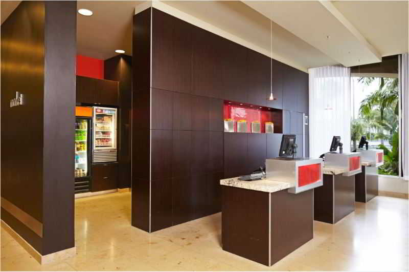 Courtyard By Marriott San Diego Mission Valley/hotel Circle