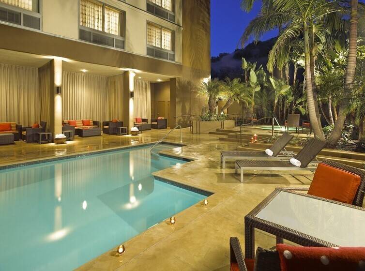 Courtyard By Marriott San Diego Mission Valley/hotel Circle