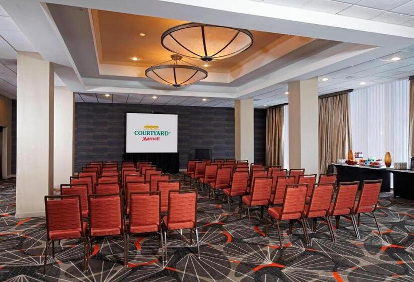 Courtyard By Marriott San Diego Mission Valley/hotel Circle