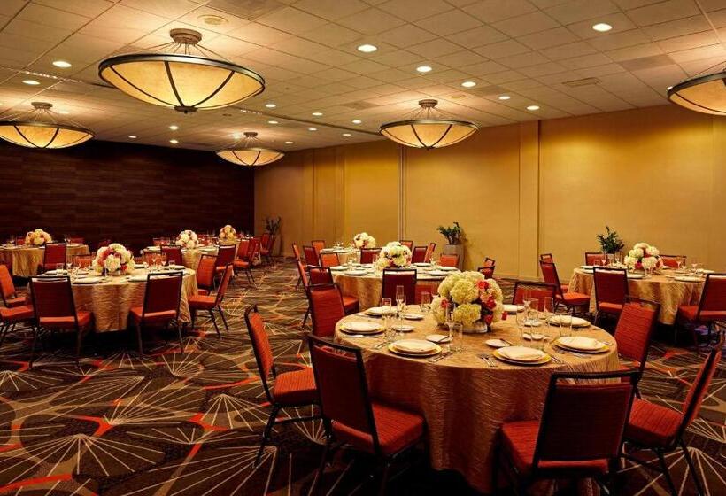 Courtyard By Marriott San Diego Mission Valley/hotel Circle