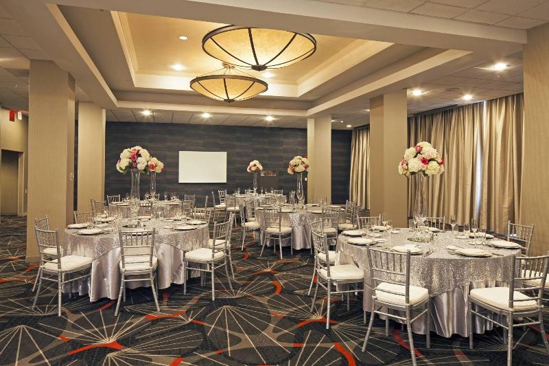 Courtyard By Marriott San Diego Mission Valley/hotel Circle