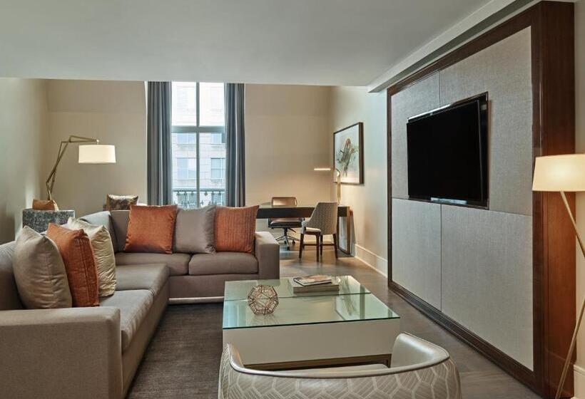 هتل Crescent Court