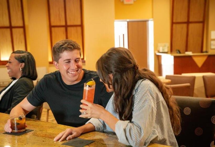 Отель Crowne Plaza Houston Med Ctr Galleria Area, An Ihg