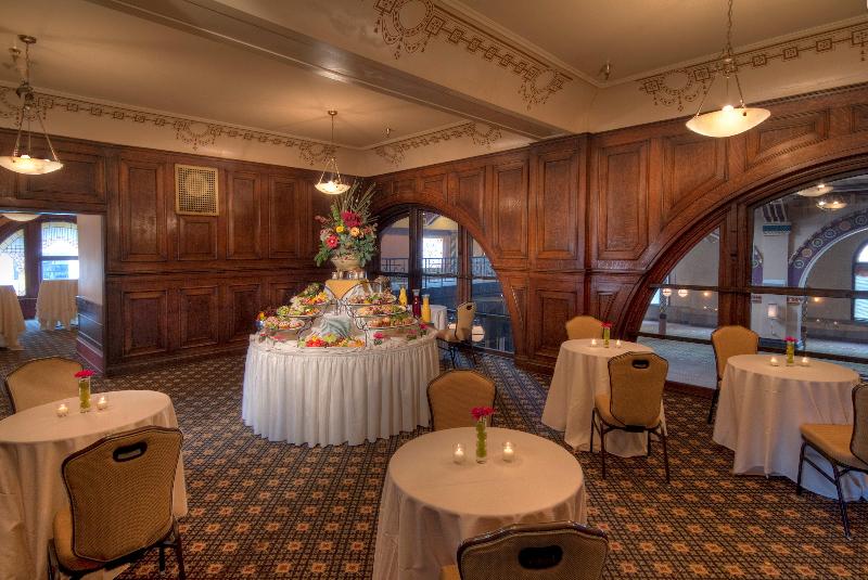 בית מלון כפרי Crowne Plaza Indianapolis Dwtn Union Stn, An Ihg