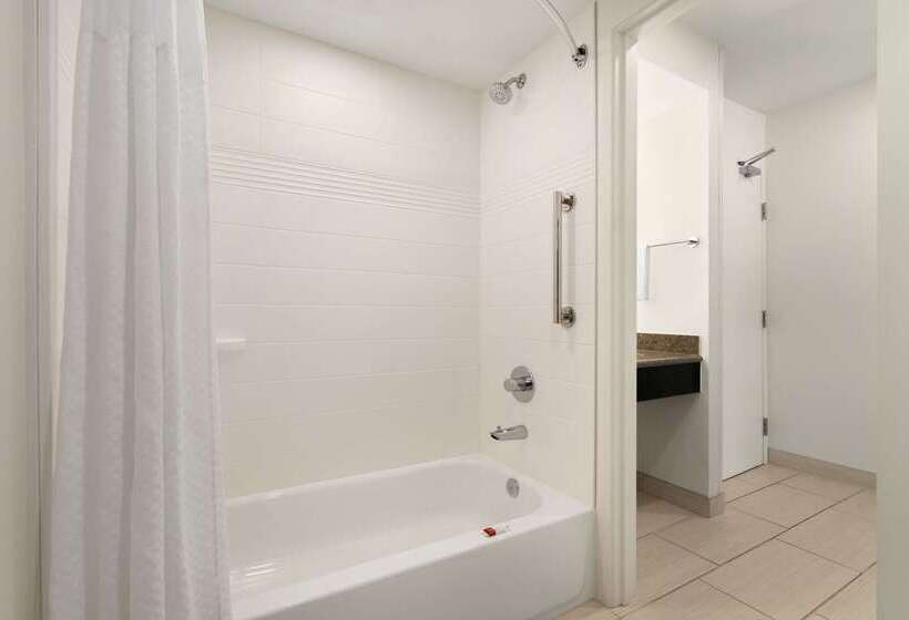 Days Hotel By Wyndham Flagstaff